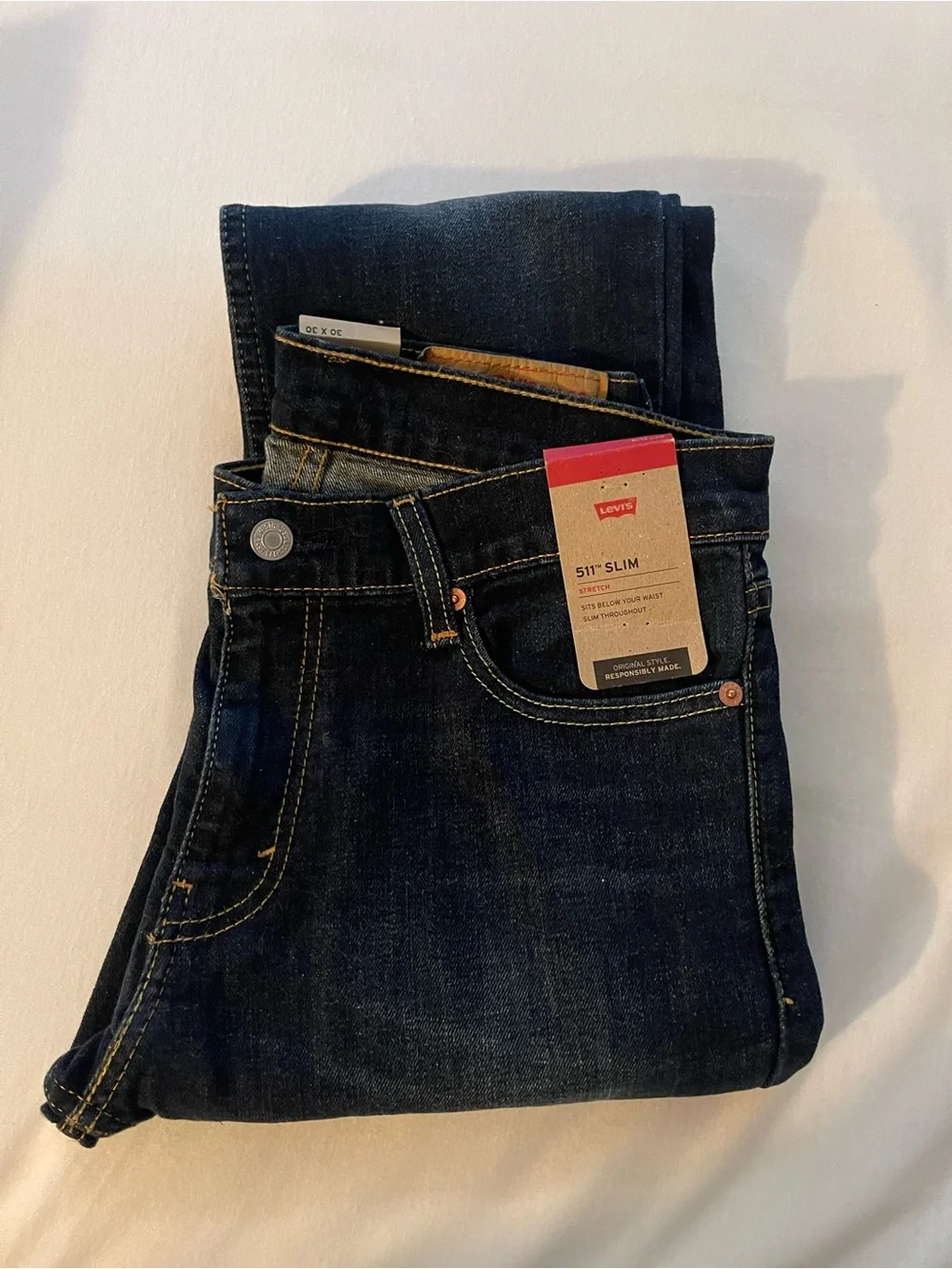 Levi's Slim Straight Men's Jeans in Dark Blue Wash